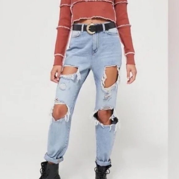 Urban Outfitters BDG Distressed Mom Jeans - Picture 1 of 5